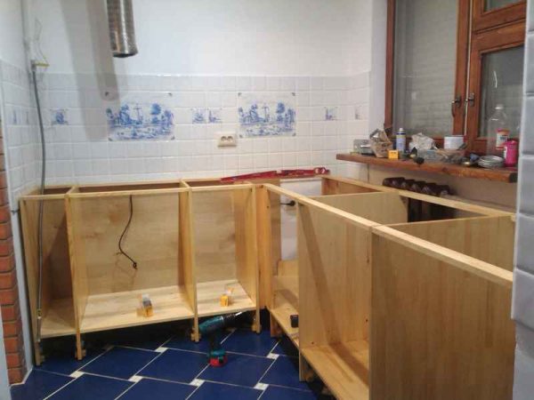 кухонный гарнитур своими руками из мебельных щитов